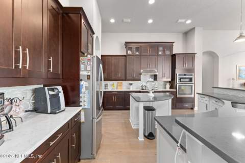 2505 Club Lake Drive, Orange Park FL - photo 24 of 80