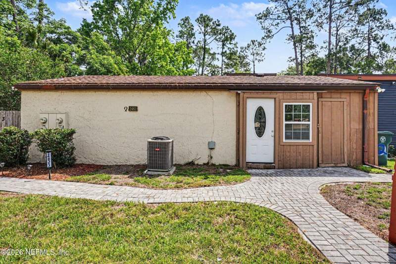 3 bedroom Townhouse at 2483 Whispering Woods Boulevard #3, Whispering Woods, Jacksonville — photo 2