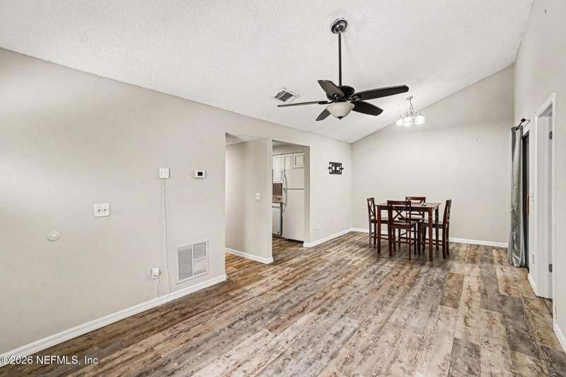 3 bedroom Townhouse at 2483 Whispering Woods Boulevard #3, Whispering Woods, Jacksonville — photo 5