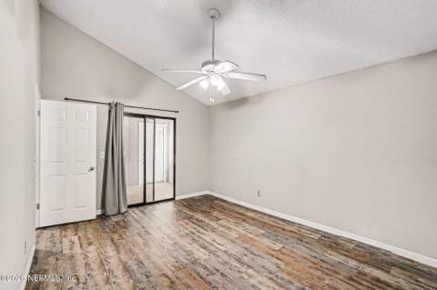 2483 Whispering Woods Boulevard #3, Jacksonville FL - photo 17 of 31