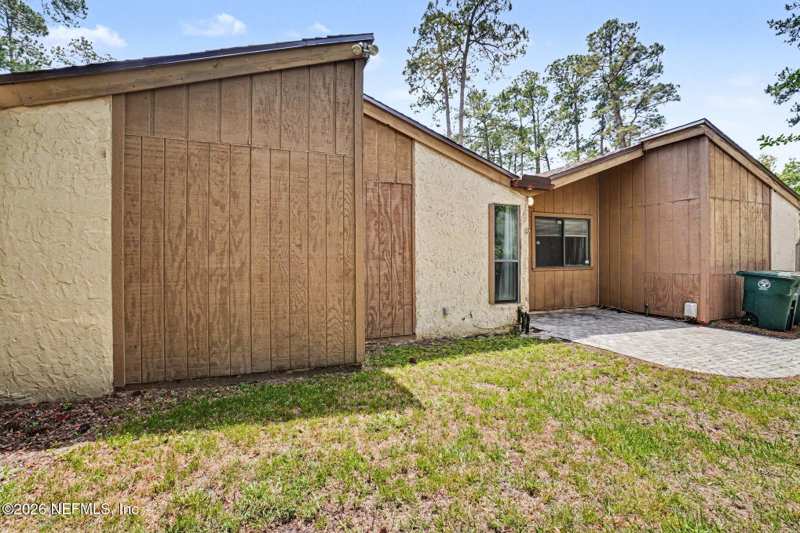 3 bedroom Townhouse at 2483 Whispering Woods Boulevard #3, Whispering Woods, Jacksonville — photo 1