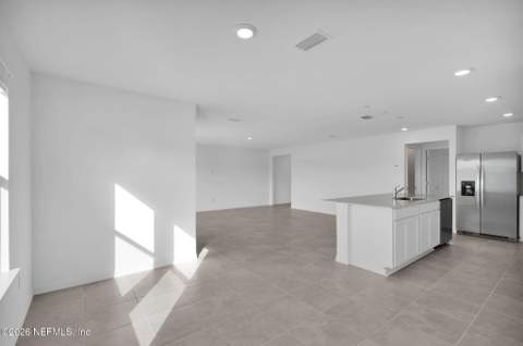 7087 Sandperch Street, Jacksonville FL - photo 12 of 33