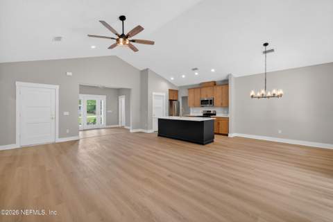 464 E Shuey Avenue, Macclenny FL - photo 18 of 59