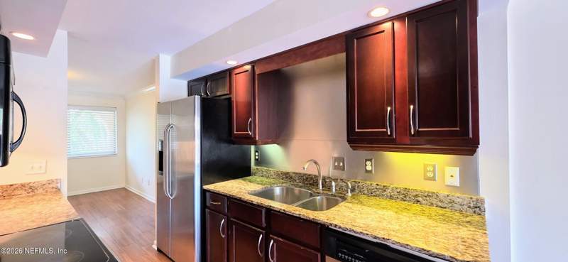 2 bedroom Condominium at 5375 Ortega Farms Boulevard #1008, Venetian On The Ortega, Jacksonville — photo 5