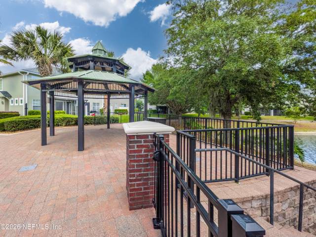 Briar Oaks Townhomes