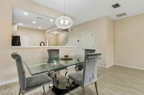4193 Marblewood Lane, Jacksonville FL - photo 14 of 43