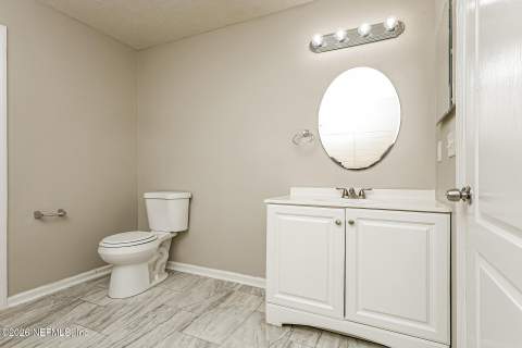 9750 Hazel Lake Drive, Jacksonville FL - photo 13 of 21