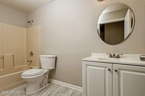 9750 Hazel Lake Drive, Jacksonville FL - photo 14 of 21