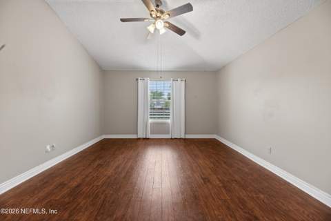 2927 Waters View Circle, Orange Park FL - photo 8 of 39