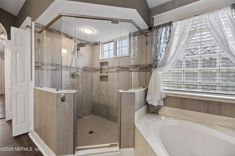 3 bedroom Single Family Residence at 2927 Waters View Circle, Spencers Lake, Orange Park — photo 3