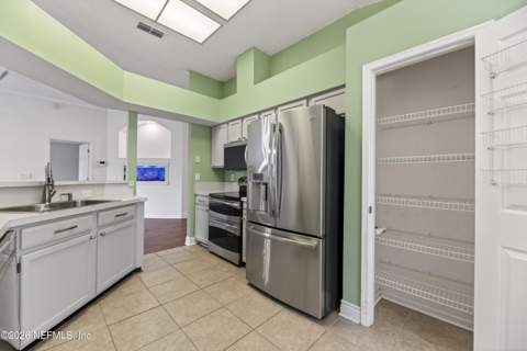 2927 Waters View Circle, Orange Park FL - photo 23 of 39