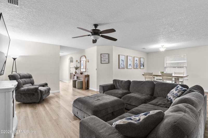 3 bedroom Single Family Residence at 6110 Sands Pointe Drive, Sands Pointe, Macclenny — photo 4