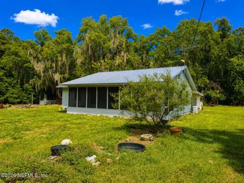 116 Biscayne Drive, home for sale in Florahome 32140