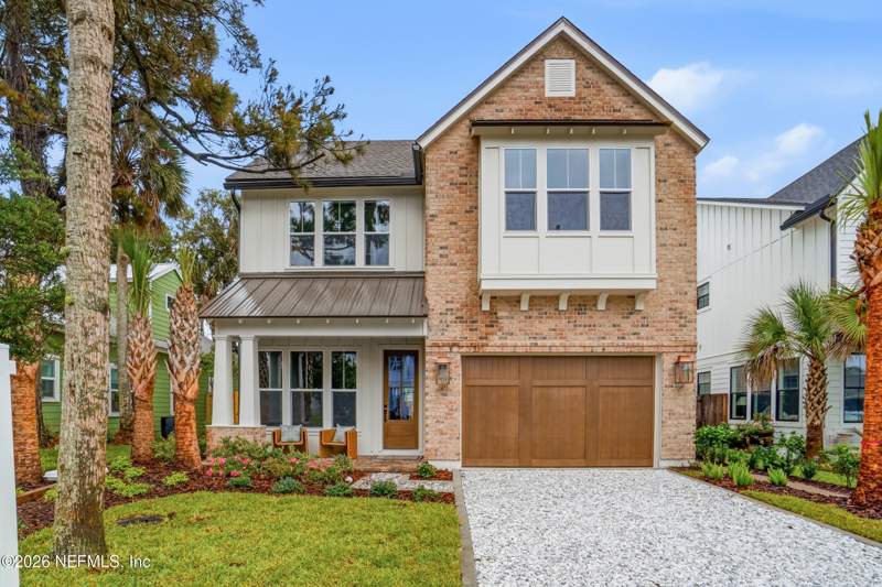 5 bedroom Single Family Residence at 340 9th Street, Atlantic Beach, Atlantic Beach — photo 3