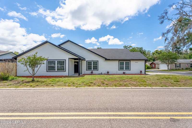 3 bedroom Single Family Residence at 1963 Acorn Run, Cedar Bend, Orange Park — photo 1