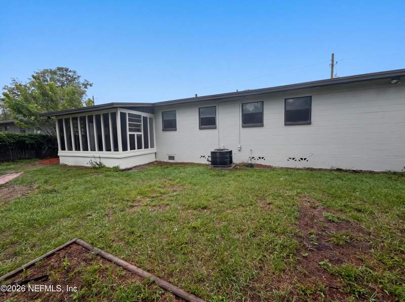 3 bedroom Single Family Residence at 7520 Altus Drive, Arlington Hills, Jacksonville — photo 5