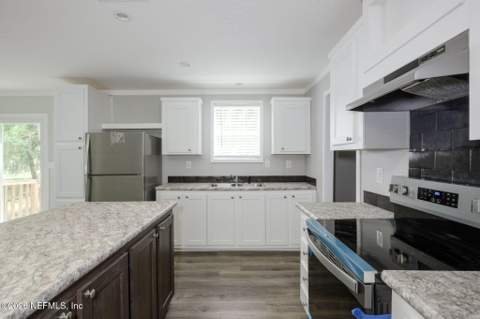 374 Sisco Road, Pomona Park FL - photo 6 of 40