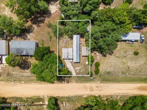 207 Milton Avenue, Interlachen FL - photo 9 of 38