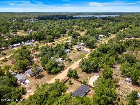 207 Milton Avenue, Interlachen FL - photo 16 of 38