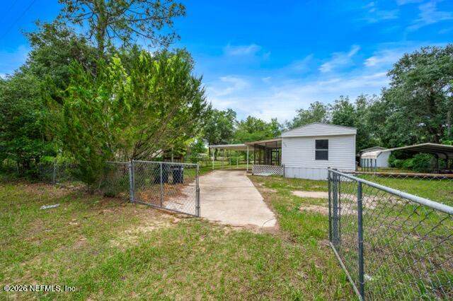 2 bedroom Manufactured Home at 207 Milton Avenue, Interlachen Lakes Estates, Interlachen — photo 5