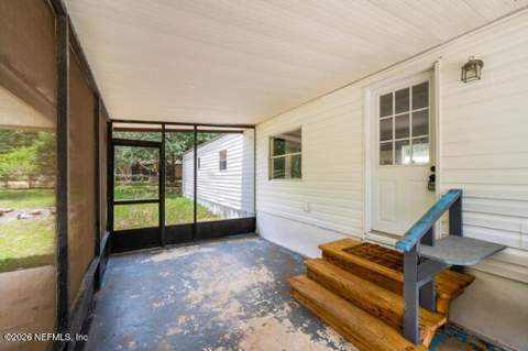 207 Milton Avenue, Interlachen FL - photo 8 of 38