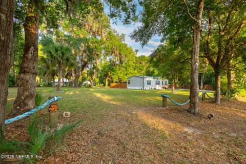 300 7Th Avenue, home for sale in Welaka 32193