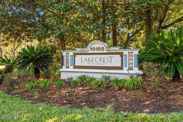 Lakecrest