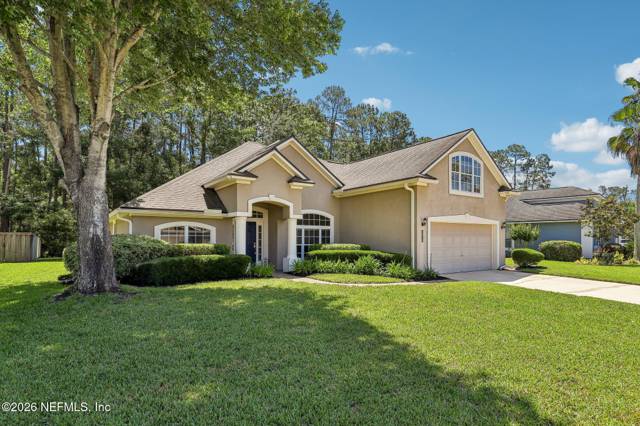 1916 VISTA LAKES Drive
