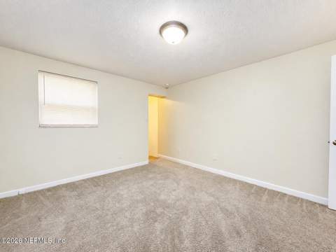 6009 Verdes Road, Jacksonville FL - photo 7 of 33