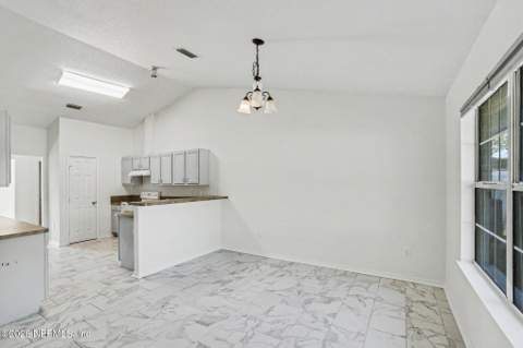 3265 Silverado Circle, Green Cove Springs FL - photo 11 of 29