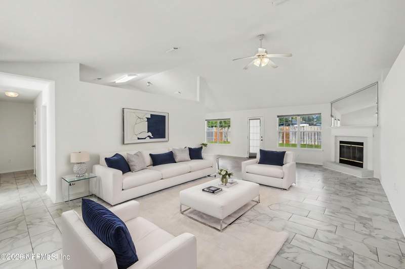 4 bedroom Single Family Residence at 3265 Silverado Circle, Silver Creek, Green Cove Springs — photo 4