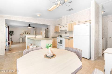 100 McGrady Lake Road, Crescent City FL - photo 8 of 59