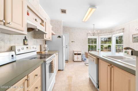 100 McGrady Lake Road, Crescent City FL - photo 12 of 59