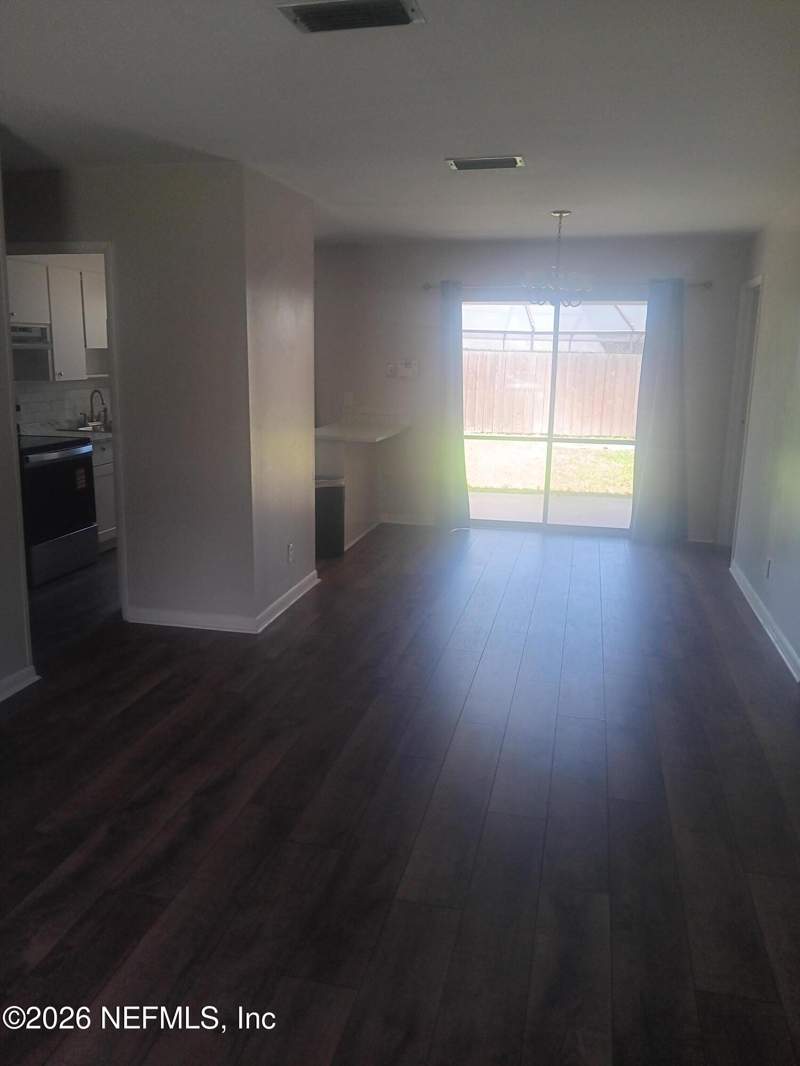 3 bedroom Single Family Residence at 7405 Deepwood Drive, Enchanted Park, Jacksonville — photo 5