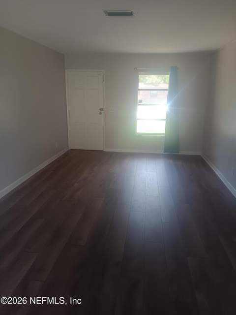7405 Deepwood Drive, Jacksonville FL - photo 6 of 27