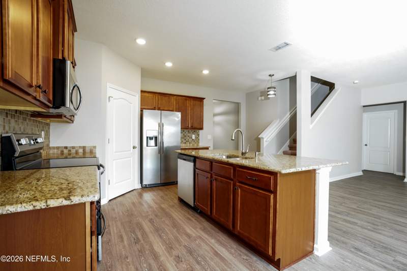 4 bedroom Single Family Residence at 2090 Pebble Point Drive, Magnolia West, Green Cove Springs — photo 4