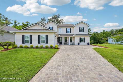 1919 Silo Oaks Place, gated community for sale in Middleburg