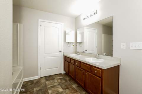 2090 Pebble Point Drive, Green Cove Springs FL - photo 11 of 15