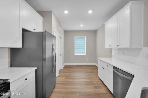 15910 Delicate Arch Avenue, Jacksonville FL - photo 8 of 20