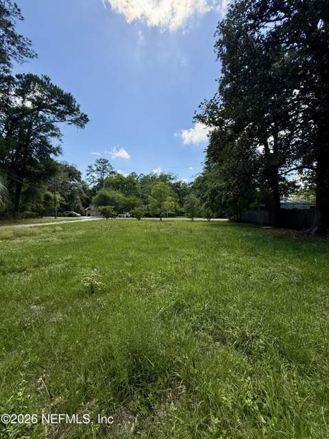 10565 Bessent Road, Jacksonville FL - photo 12 of 16