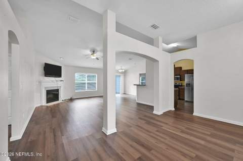 10810 Stanton Hills Drive, Jacksonville FL - photo 6 of 34