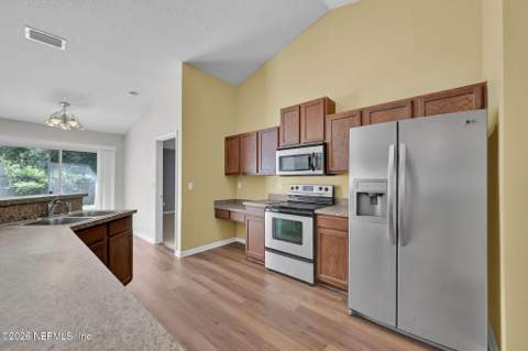 10810 Stanton Hills Drive, Jacksonville FL - photo 20 of 34
