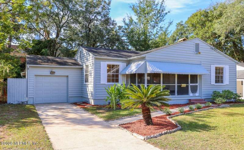 3 bedroom Single Family Residence at 1966 Lakewood Circle, Lakewood, Jacksonville — photo 2