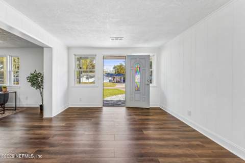 4534 Blackburn Street, Jacksonville FL - photo 9 of 48