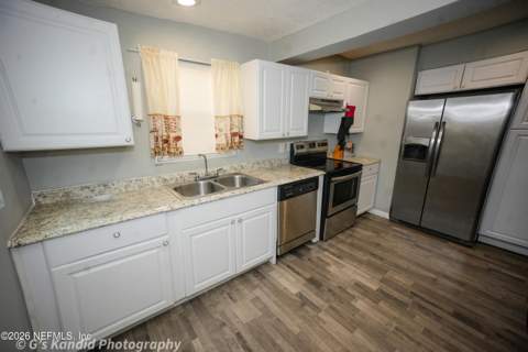 2453 Wilmont Avenue, Jacksonville FL - photo 22 of 42