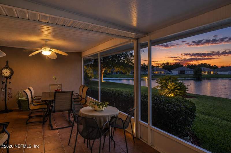 4 bedroom Single Family Residence at 8401 Watermill Boulevard, Watermill, Jacksonville — photo 2