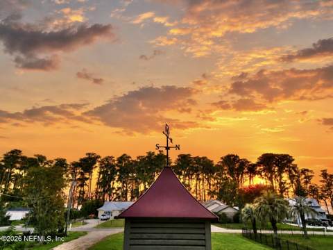 529 SE 5th Avenue, Melrose FL - photo 9 of 54