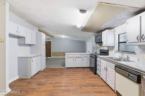 16229 Shellcracker Road, Jacksonville FL - photo 22 of 46