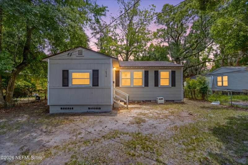 3 bedroom Single Family Residence at 1650 W 34th Street, Royal Terrace, Jacksonville — photo 1