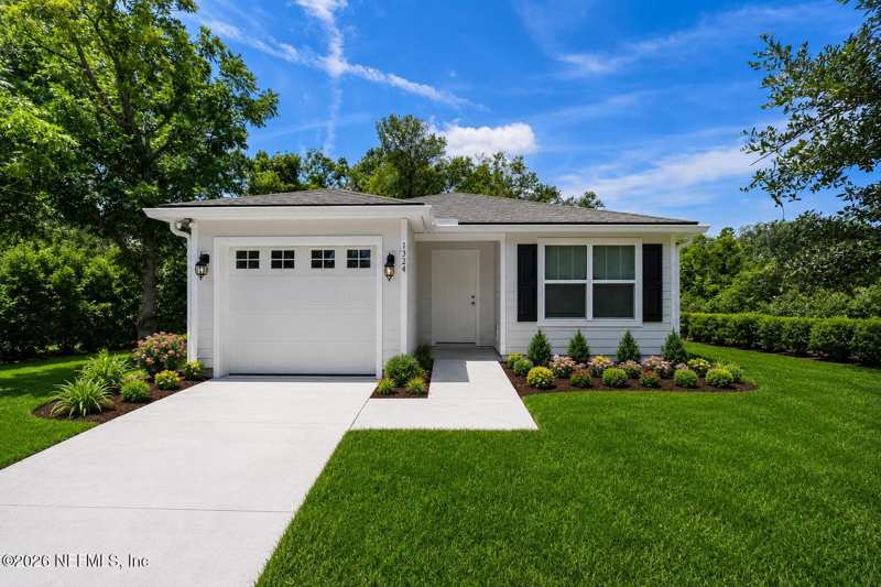 3 bedroom Single Family Residence at 3305 Thomas Street, Paxon, Jacksonville — photo 1